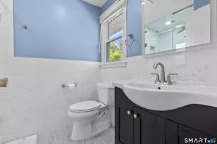 10 Eastwood Rd, West Hartford, CT 06117 - Photo 23