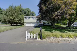 76 Long Ln, Bristol, CT 06010 - Photo 3
