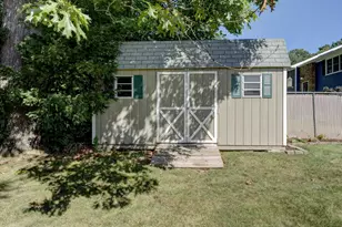 76 Long Ln, Bristol, CT 06010 - Photo 13