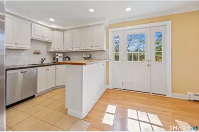 245 Sunnyridge Avenue #1, Fairfield, CT 06824 - Photo 9