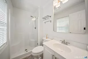 200 SW Rd, Waterbury, CT 06708 - Photo 25