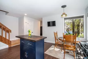 81 Fox Run Ct, Newington, CT 06111 - Photo 9
