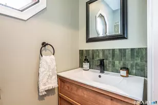 81 Fox Run Ct, Newington, CT 06111 - Photo 13
