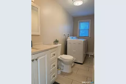 1841 Main Street, East Hartford, CT 06108 - Photo 11