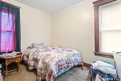 208 Clinton Avenue, New Haven, CT 06513 - Photo 9