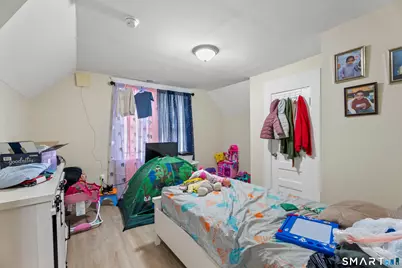 208 Clinton Avenue, New Haven, CT 06513 - Photo 35