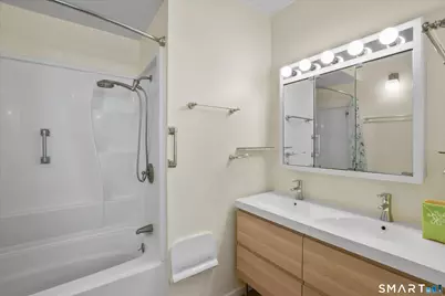 25 Hickok Avenue, Bethel, CT 06801 - Photo 17