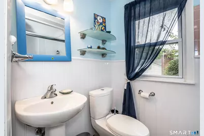 74 Lyman Road, West Hartford, CT 06117 - Photo 23
