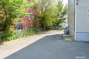 50-52 York St, Hartford, CT 06106 - Photo 5