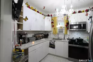 515 Stanley St, New Britain, CT 06051 - Photo 5