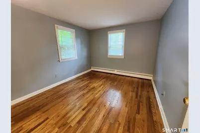 42 Coventry Street, Manchester, CT 06042 - Photo 17