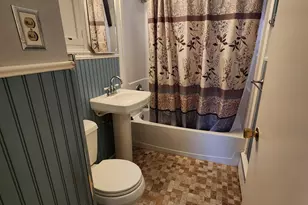 42 Coventry St, Manchester, CT 06042 - Photo 13