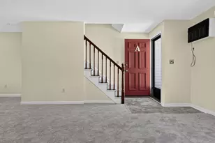 298 Meridian St, Groton, CT 06340 - Photo 3