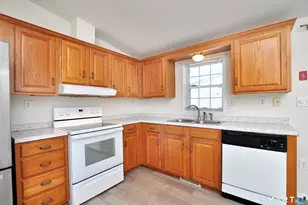 1 Laurel Cir, East Windsor, CT 06088 - Photo 15
