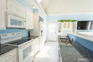 132 Latimer Point Rd, Stonington, CT 06378 - Photo 15