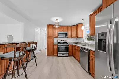 181 Hourigan Drive, Meriden, CT 06451 - Photo 5