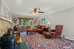 16 Velvet St, Trumbull, CT 06611 - Photo 5