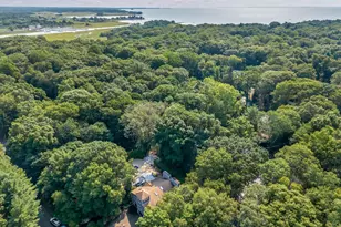 212 Mulberry Point Rd, Guilford, CT 06437 - Photo 9