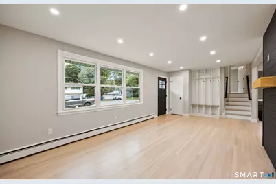 37 Skyview Lane, Waterbury, CT 06708 - Photo 13