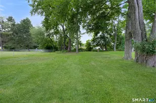 37 Skyview Ln, Waterbury, CT 06708 - Photo 29