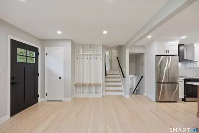 37 Skyview Lane, Waterbury, CT 06708 - Photo 5