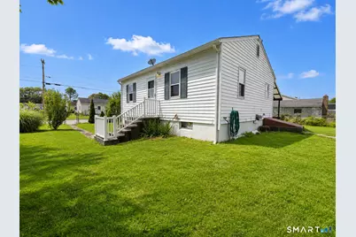 210 Midway Oval, Groton, CT 06340 - Photo 31