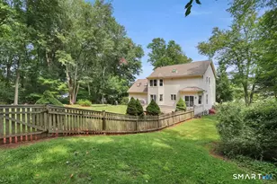 69 Ledgebrook Ln, Middletown, CT 06457 - Photo 29