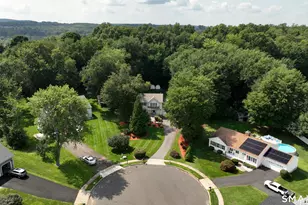 69 Ledgebrook Ln, Middletown, CT 06457 - Photo 37