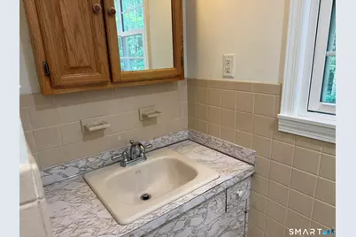 19 Greenwood Lane, Shelton, CT 06484 - Photo 11