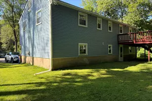 19 Greenwood Ln, Shelton, CT 06484 - Photo 9