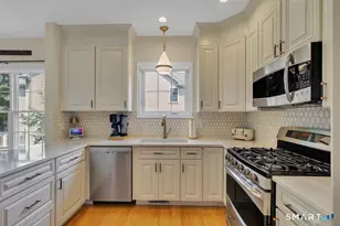 105 Turtlebrook Ln, Bristol, CT 06010 - Photo 7