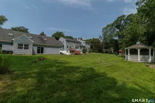 17 Whiting Farm Rd, Branford, CT 06405 - Photo 9