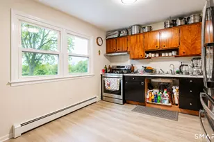 523 Treat Ln, Orange, CT 06477 - Photo 5