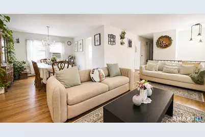 523 Treat Lane, Orange, CT 06477 - Photo 3