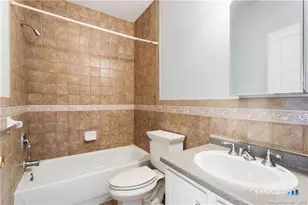 25a Dolsen Pl, Stamford, CT 06901 - Photo 11