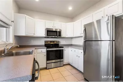 25A Dolsen Place, Stamford, CT 06901 - Photo 7