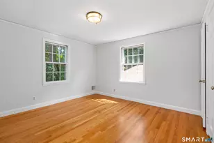 20 Staples Pl, West Hartford, CT 06107 - Photo 23