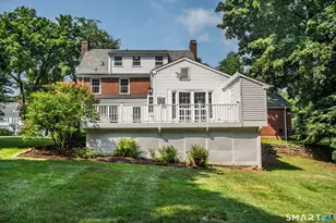 20 Staples Pl, West Hartford, CT 06107 - Photo 35