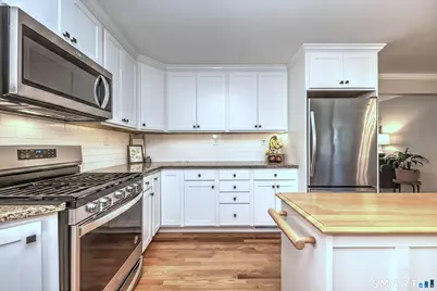 265 Arrowhead Place, Stratford, CT 06614 - Photo 15