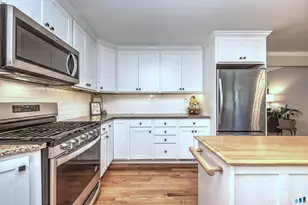 265 Arrowhead Pl, Stratford, CT 06614 - Photo 15