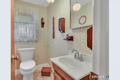 11 Battista Road, Manchester, CT 06040 - Photo 15