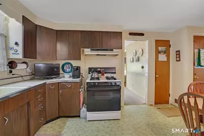 11 Battista Road, Manchester, CT 06040 - Photo 9