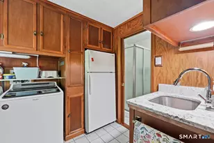 21 Woodside Dr, Farmington, CT 06085 - Photo 13