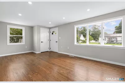 42 Butler Road, North Haven, CT 06473 - Photo 5
