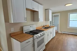 14 Smith St, Ansonia, CT 06401 - Photo 3