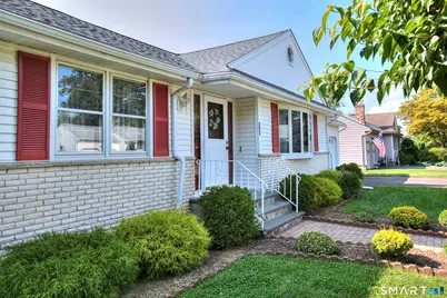 325 Emerald Place, Stratford, CT 06614 - Photo 3