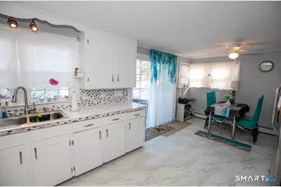 10 Beach Park Road, Clinton, CT 06413 - Photo 15