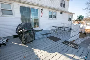 10 Beach Park Rd, Clinton, CT 06413 - Photo 5