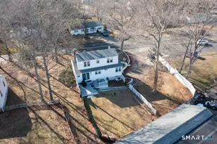 10 Beach Park Rd, Clinton, CT 06413 - Photo 29