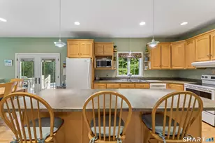 3 Dairy Ln, Cromwell, CT 06416 - Photo 5